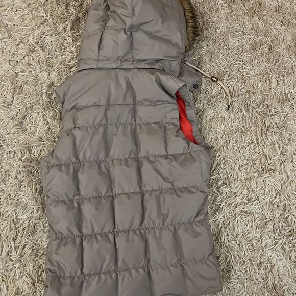 Eddie Bauer women’s vest size small - Picture 4 of 5